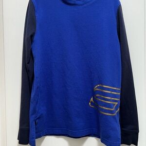 Under Armour Blue Long Sleeve Tee with Two-Tone Design Step Curry Design